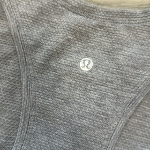 Lululemon Stronger as one Muscle Tank Gray size 2 - Picture 3 of 5